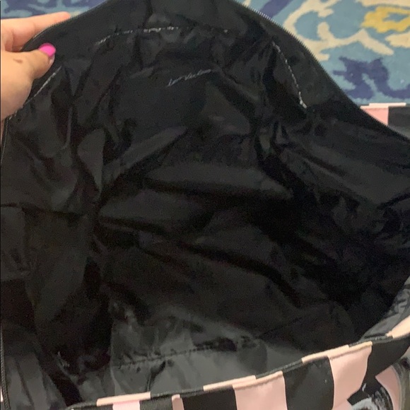 Large Victoria Secret tote bag! - Picture 3 of 3